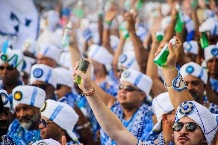 Mais de 4 mil fantasias dos Filhos de Gandhy estão disponíveis para entrega imediata a partir deste domingo (4)