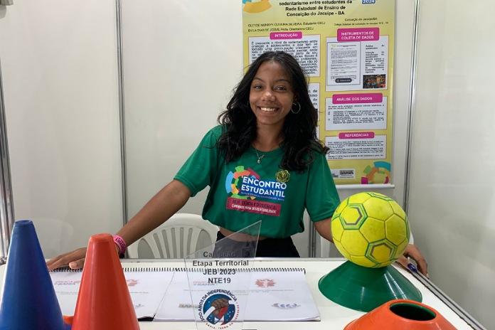 Oficinas de handebol incentivam prática esportiva e combatem  sedentarismo entre estudantes da rede estadual