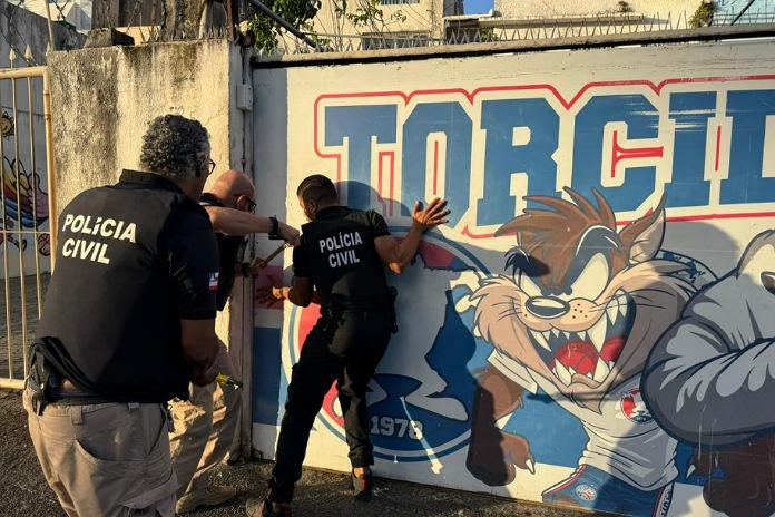 Quatro integrantes de torcida organizada são presos durante operação Fair Play em Salvador